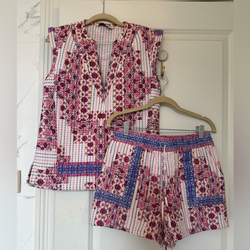 Quilted vest and shorts set from Zara worn once excellent condition